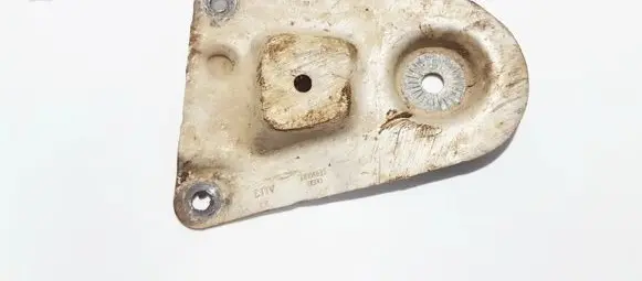 Audi A4 S4 B5 8D Bracket in trunk/boot 8d0399542b