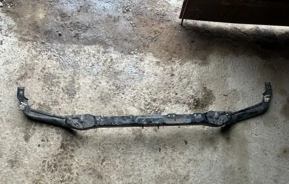 Citroen C4 Grand Picasso Top upper radiator support slam panel 
