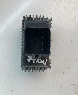 Opel Zafira A Glow plug pre-heat relay 0913269