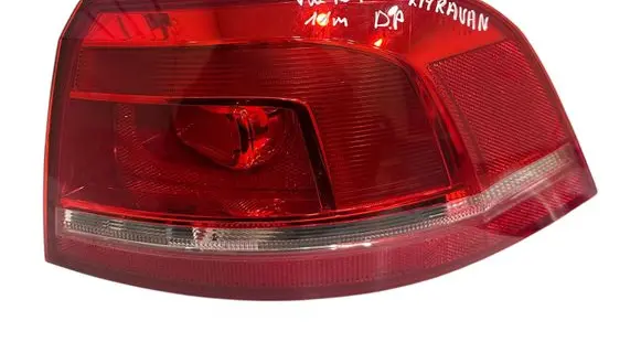 Volkswagen PASSAT B7 Rear/tail lights 3AF945096A