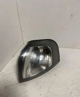 Volvo S80 Front indicator light 88204388