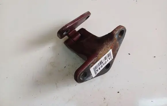 Opel Frontera B Front door upper hinge 
