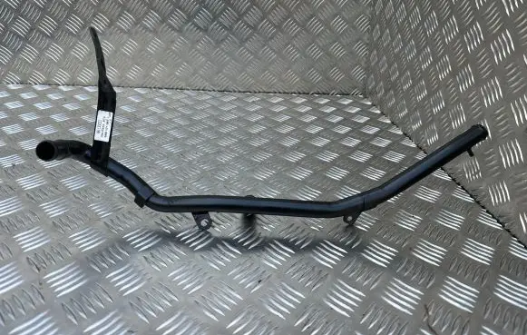 Audi Q3 8U Engine coolant pipe/hose 5N0121064J 5Q0121064AM 5Q0121070AG