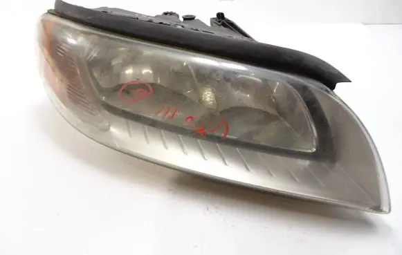 Volvo V70 Headlight/headlamp