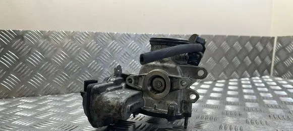 Land Rover Discovery Sport EGR valve G4D35H273BB