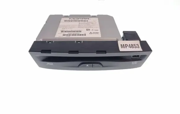 Chrysler Pacifica Radio/CD/DVD/GPS head unit P68378304AA 68378304AA E1310R0513747