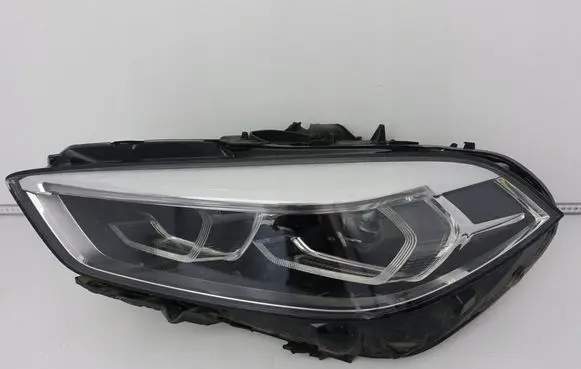 BMW 1 F40 Headlight/headlamp 63115A1E055