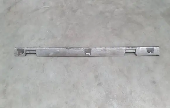 Mazda 5 Sill 