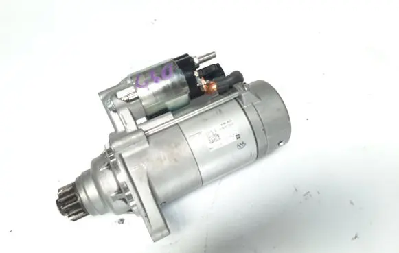Volkswagen Golf VII Starter motor 02M911024B