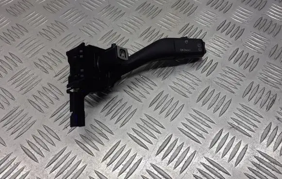 Volkswagen Golf Plus Wiper control stalk 1K0953519A