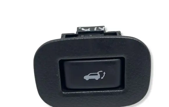 Nissan X-Trail T32 Tailgate/boot open switch button 