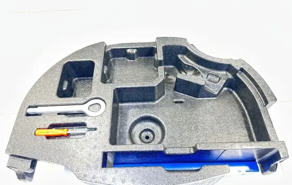 Opel Ampera- E Tool box 42403545