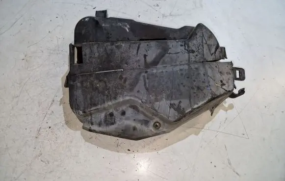 Renault Megane III Timing belt guard (cover) 135632786R
