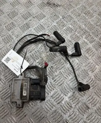 BMW 3 E46 Glow plug pre-heat relay 0522120701 0005927041