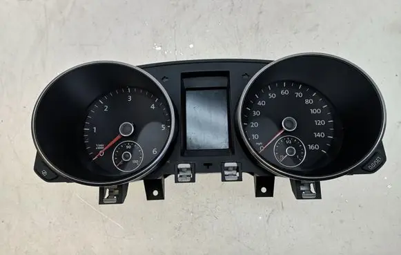 Volkswagen Golf VI Speedometer (instrument cluster) 5K0920970E