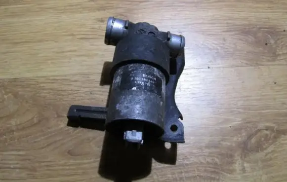 BMW 3 E46 Idle control valve (regulator) 0280140545 1744713