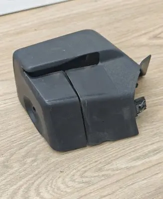Volvo V70 Seat belt trim ETRBA