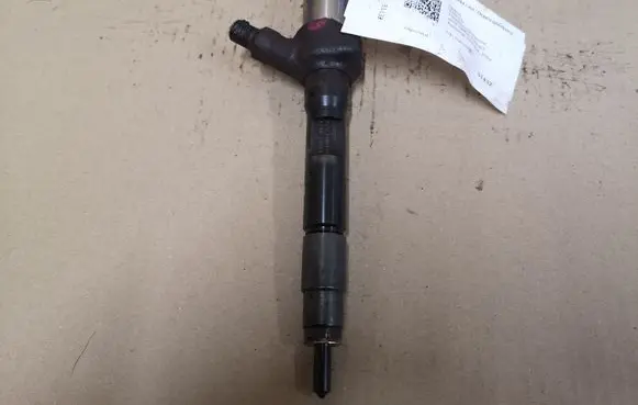 Mazda 6 Fuel injector R2AA 13H50