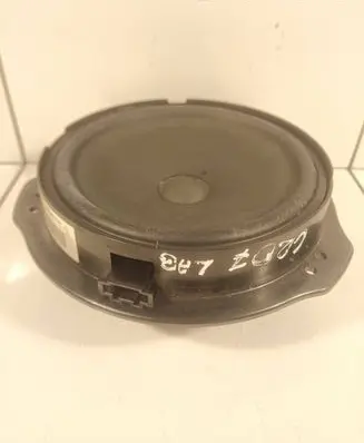 Mercedes-Benz E C207 W207 Front door speaker A2048201902