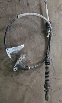 Volvo C70 Gear shift cable linkage 30759148