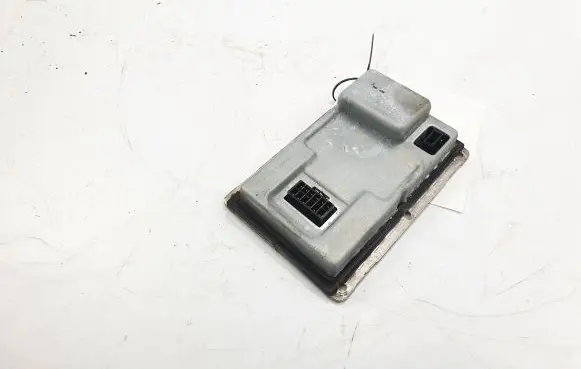 Porsche Cayenne (9PA) Voltage converter/converter module 89032133