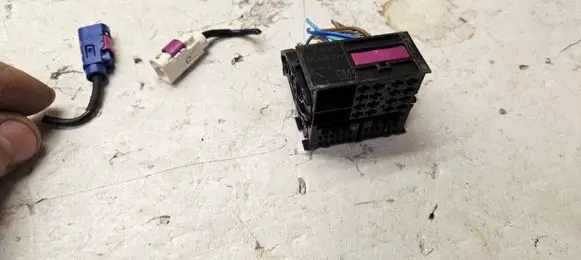 Opel Zafira B Sound system wiring loom 95094219 7612830149 TOUCHCONNECT