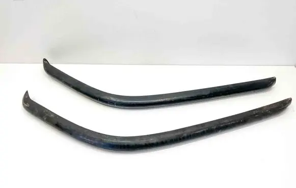Mercedes-Benz SLC C107 Rear light center trim bar blend 1078851021 A1078851021