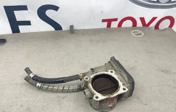 Lexus RX 450H Throttle valve 2203031030