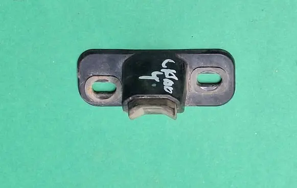 Volkswagen Caddy Rear door check strap stopper 2K0827679B