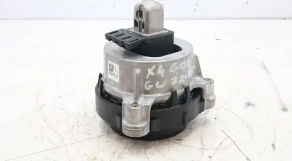 BMW X4 G02 Engine mount bracket 6860495