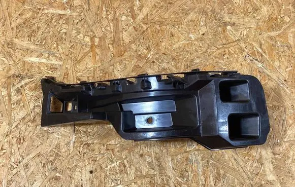 Porsche Cayenne (9Y0 9Y3) Front bumper mounting bracket 95850539310 7p5807393c