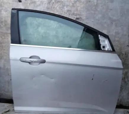 Ford Focus Front door