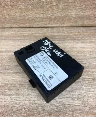 Mercedes-Benz C W203 Gateway control module A2034450000 A2115403545