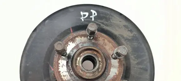 Fiat Freemont Front wheel hub spindle knuckle