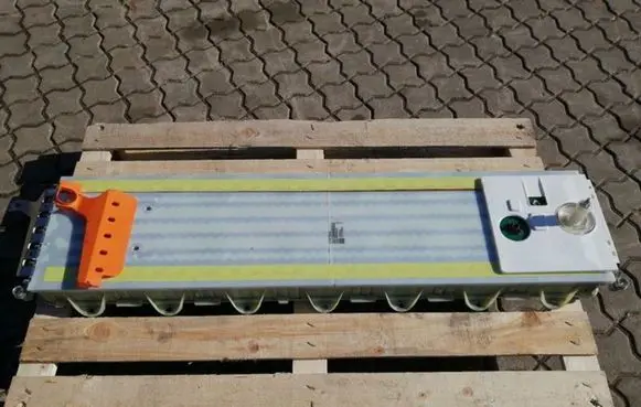 Tesla Model 3 Hybrid / electric car battery 109390100L