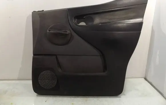 Nissan NV200 Tailgate/trunk side cover trim 