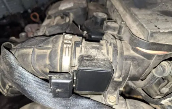 Peugeot 206 Mass air flow meter 9642212180