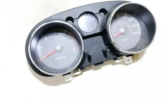 Nissan Qashqai Speedometer (instrument cluster) jd56e 18bl2bw