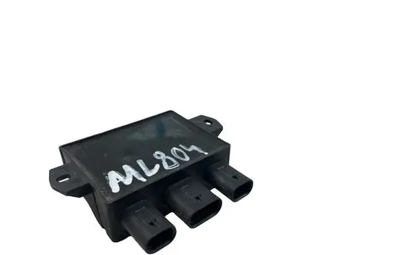 Volvo S90, V90 Tailgate/trunk control unit/module E01543100