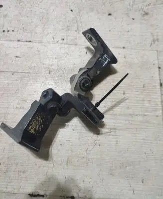 Seat Arona Rear door hinge set 8X0831403 A046575 JA21A99