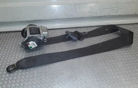 Mitsubishi Colt Front seatbelt 7000A313XA
