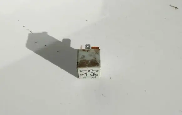 Volkswagen Polo Other relay 191937503 22204007