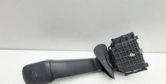 BMW 5 E39 Indicator stalk 011004 PA66MX40