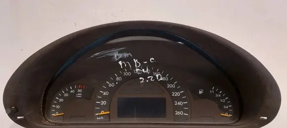 Mercedes-Benz C W203 Speedometer (instrument cluster) 88311323 87001411
