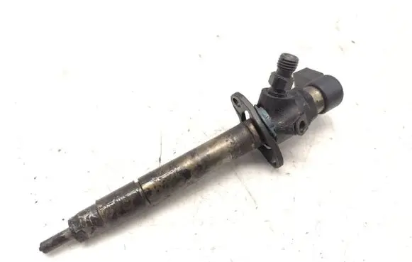 Fuel injector