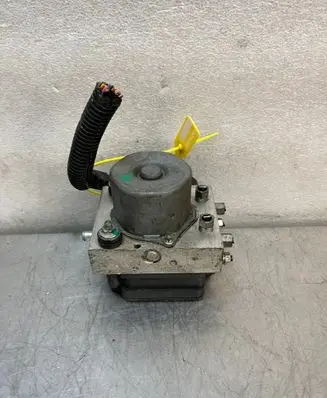 Tesla Model S Master brake cylinder DOTESLAMODELS