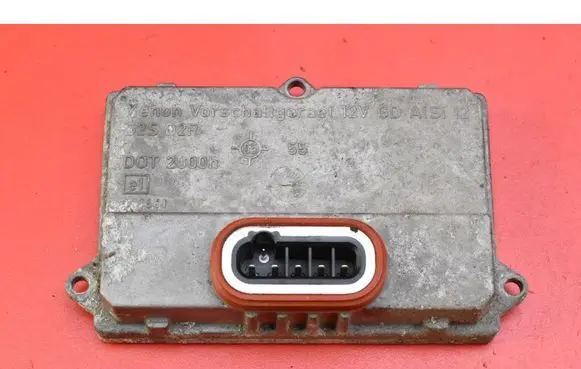 Audi A6 Allroad C6 Voltage converter/converter module 5DV008290-00
