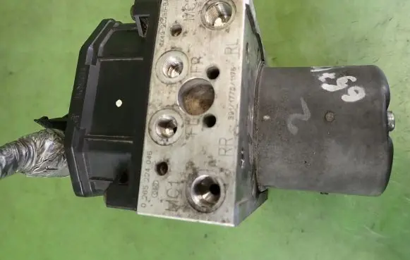 Jaguar X-Type ABS Pump