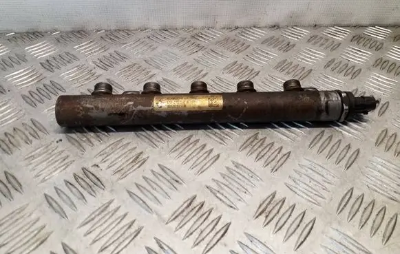 Renault Trafic III (X82) Fuel main line pipe 175210542R 0281006192