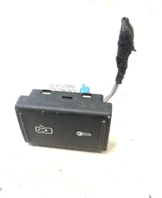 Skoda Fabia Mk2 (5J) Central locking switch button 5J0962125 066703S